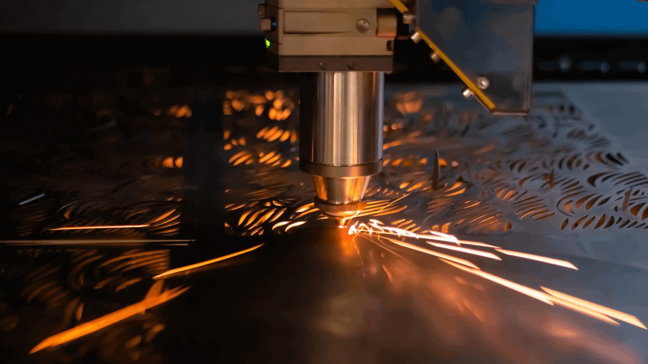 Laser Cutting in Sheet Metal: Accuracy, Speed, and Limitations
